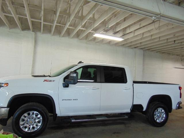 Used 2022 Chevrolet Silverado 2500HD LT with VIN 1GC1YNEY3NF354219 for sale in Emporia, KS