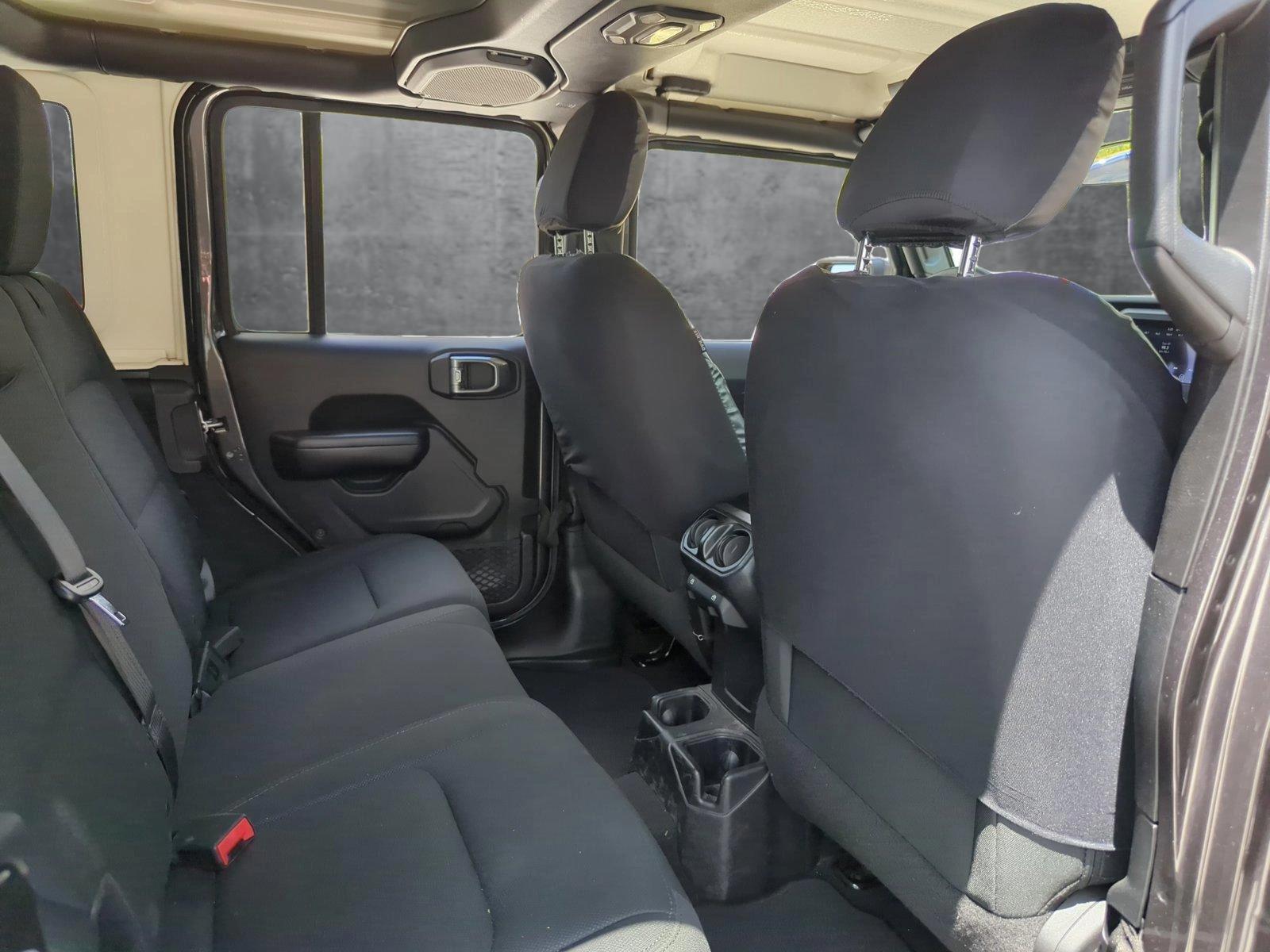 2018 Jeep Wrangler Unlimited Vehicle Photo in Pembroke Pines, FL 33027