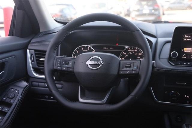 2025 Nissan Rogue Vehicle Photo in Hazelwood, MO 63042