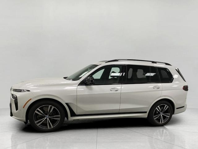 2025 BMW X7 M60i Vehicle Photo in Appleton, WI 54913