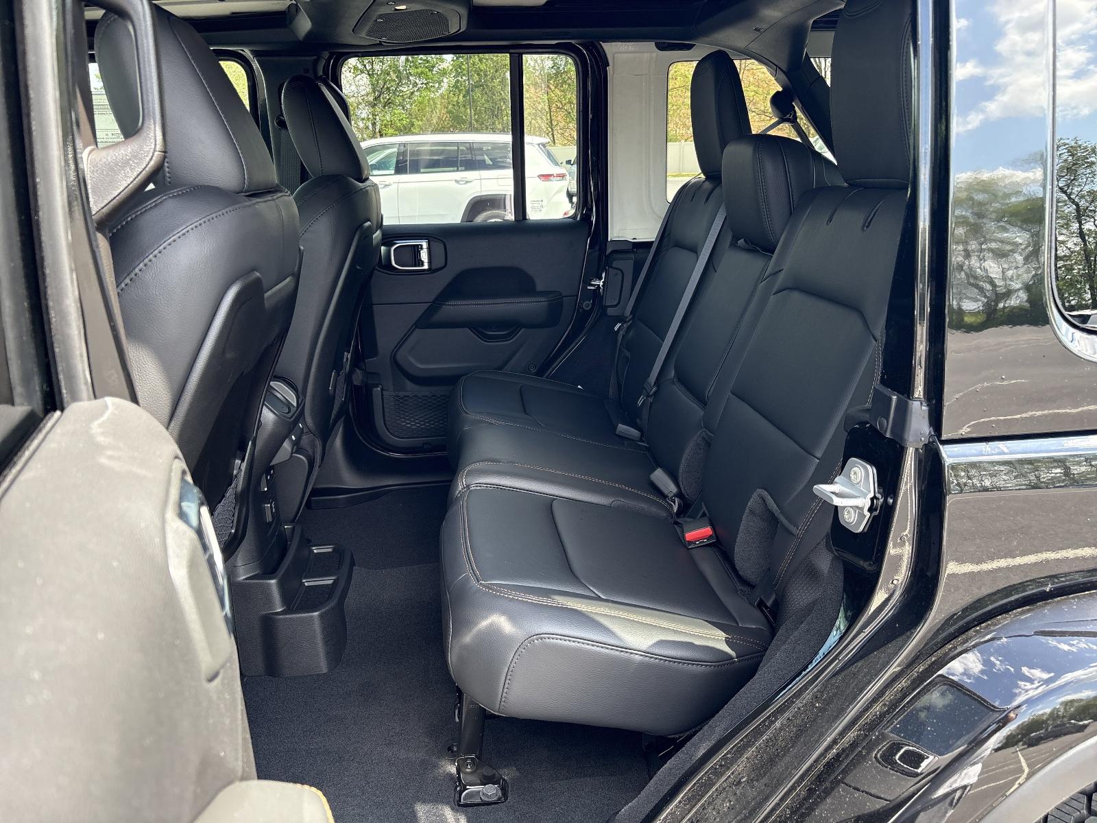2025 Jeep Wrangler Vehicle Photo in Mechanicsburg, PA 17050-1707