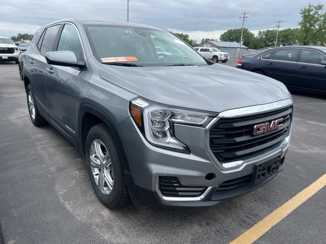 2024 GMC Terrain Vehicle Photo in GREEN BAY, WI 54304-5303