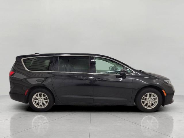 2023 Chrysler Pacifica Vehicle Photo in Neenah, WI 54956