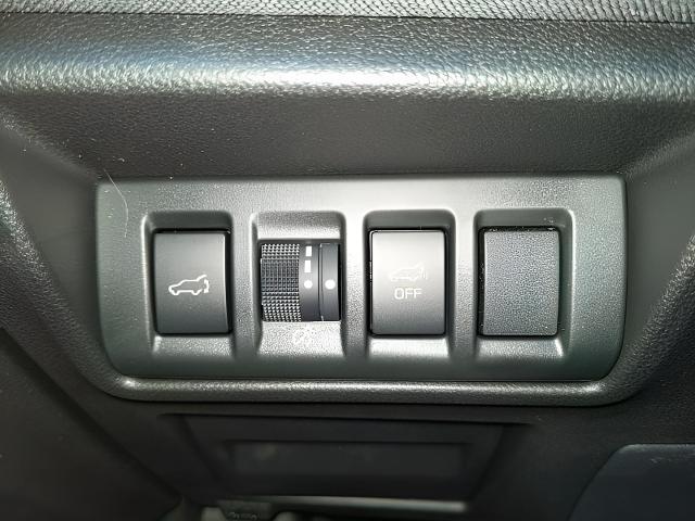 2025 Subaru Outback Vehicle Photo in Green Bay, WI 54304