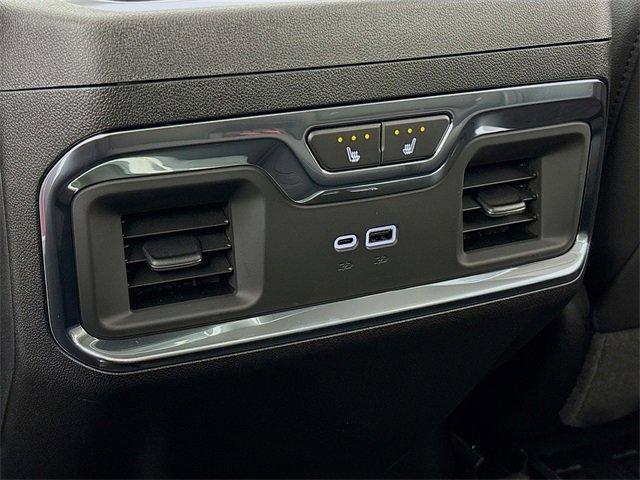 2025 GMC Sierra 3500 HD Vehicle Photo in PUYALLUP, WA 98371-4149