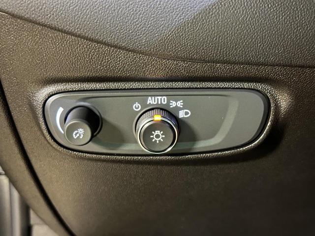 2022 Chevrolet Equinox Vehicle Photo in Roslyn, NY 11576