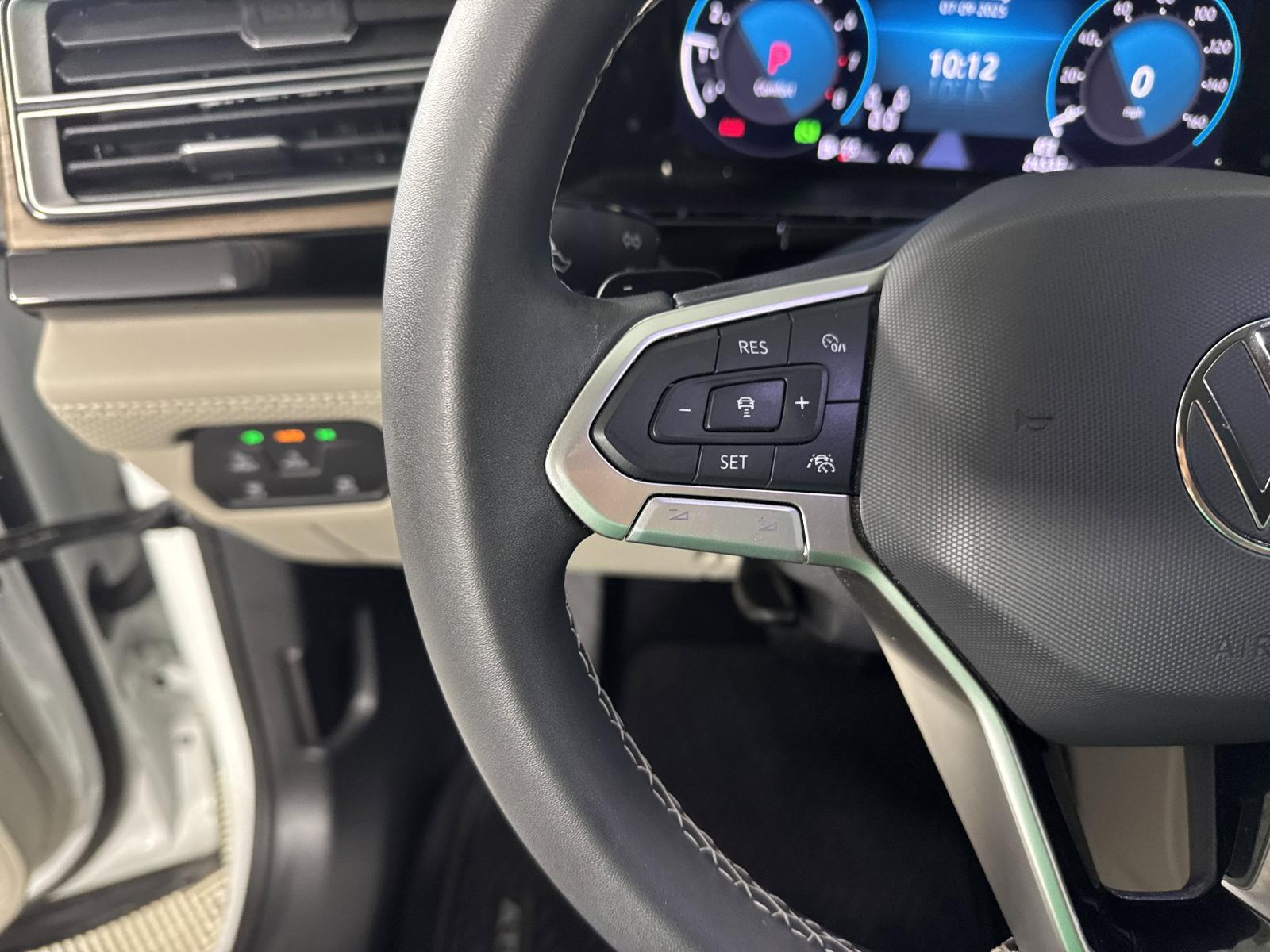 2024 Volkswagen Atlas Vehicle Photo in Georgetown, TX 78626