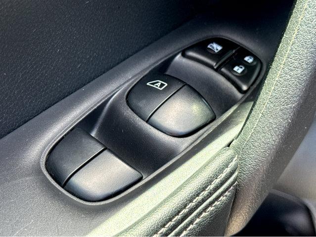 2018 Nissan Rogue Vehicle Photo in Hinesville, GA 31313