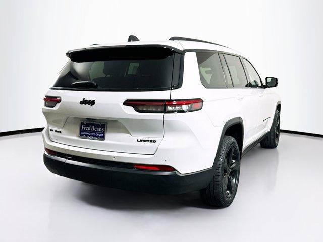 2022 Jeep Grand Cherokee L Vehicle Photo in Doylsetown, PA 18901