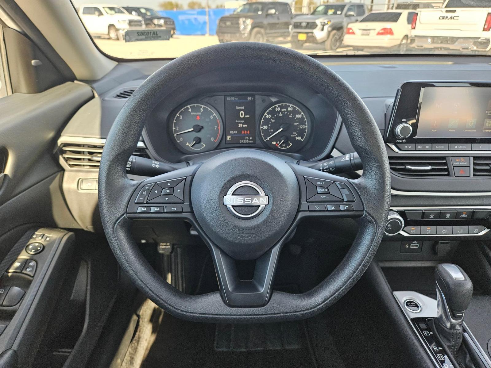 2024 Nissan Altima Vehicle Photo in Seguin, TX 78155