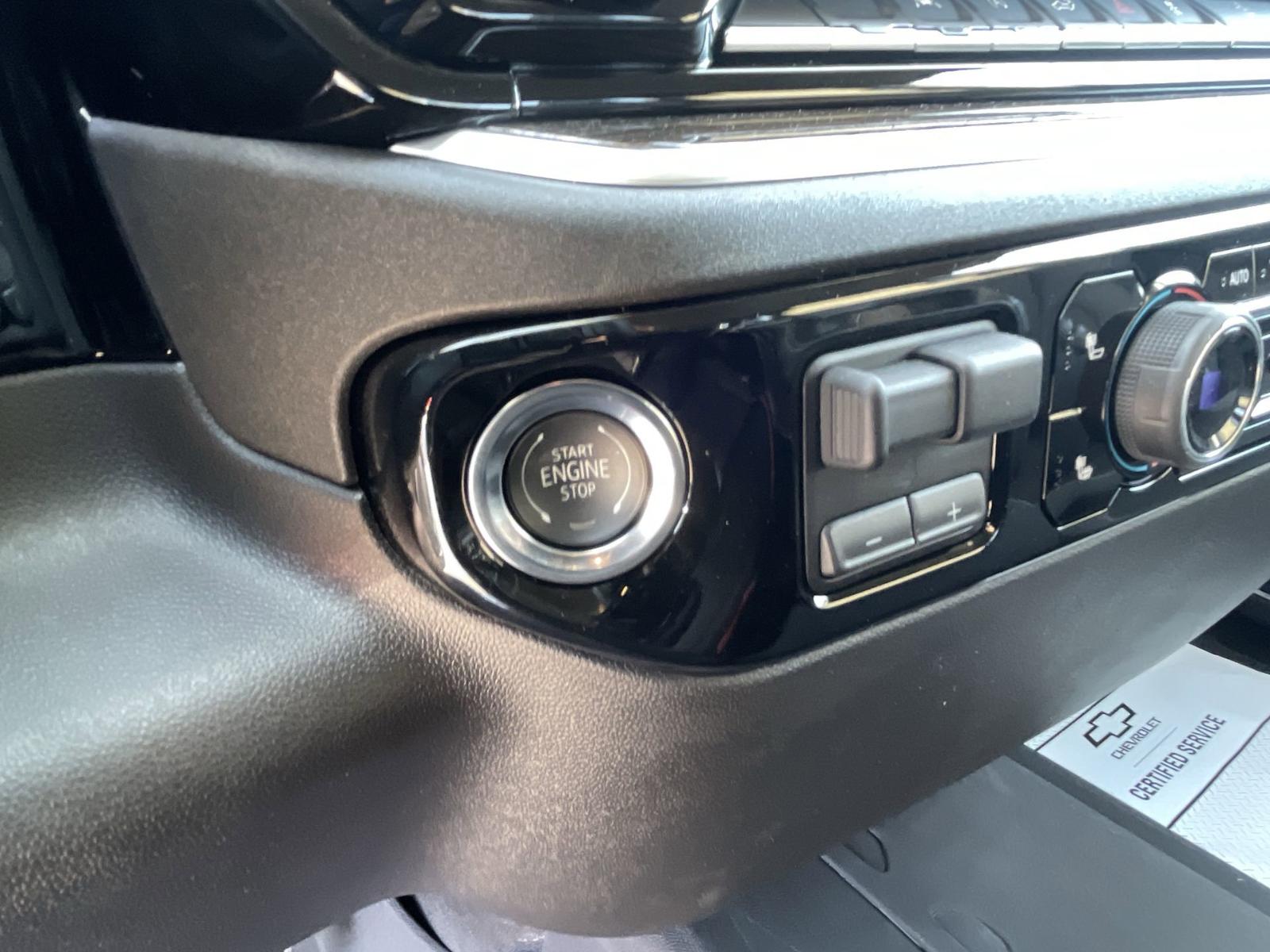 2025 Chevrolet Silverado 1500 Vehicle Photo in BENTONVILLE, AR 72712-4322