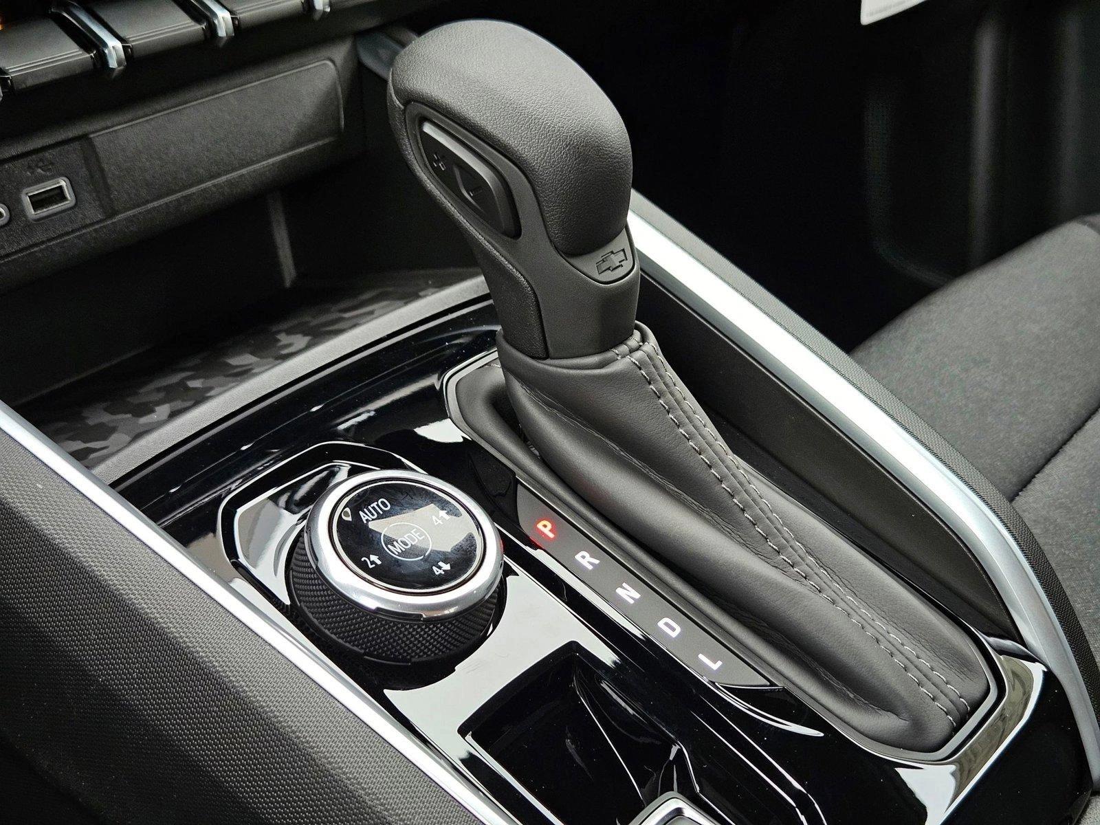2025 Chevrolet Colorado Vehicle Photo in WACO, TX 76710-2592