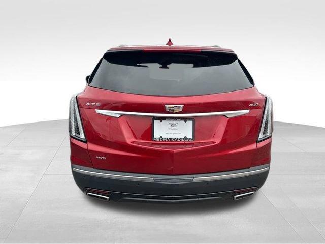 2021 Cadillac XT5 Vehicle Photo in MEDINA, OH 44256-9631