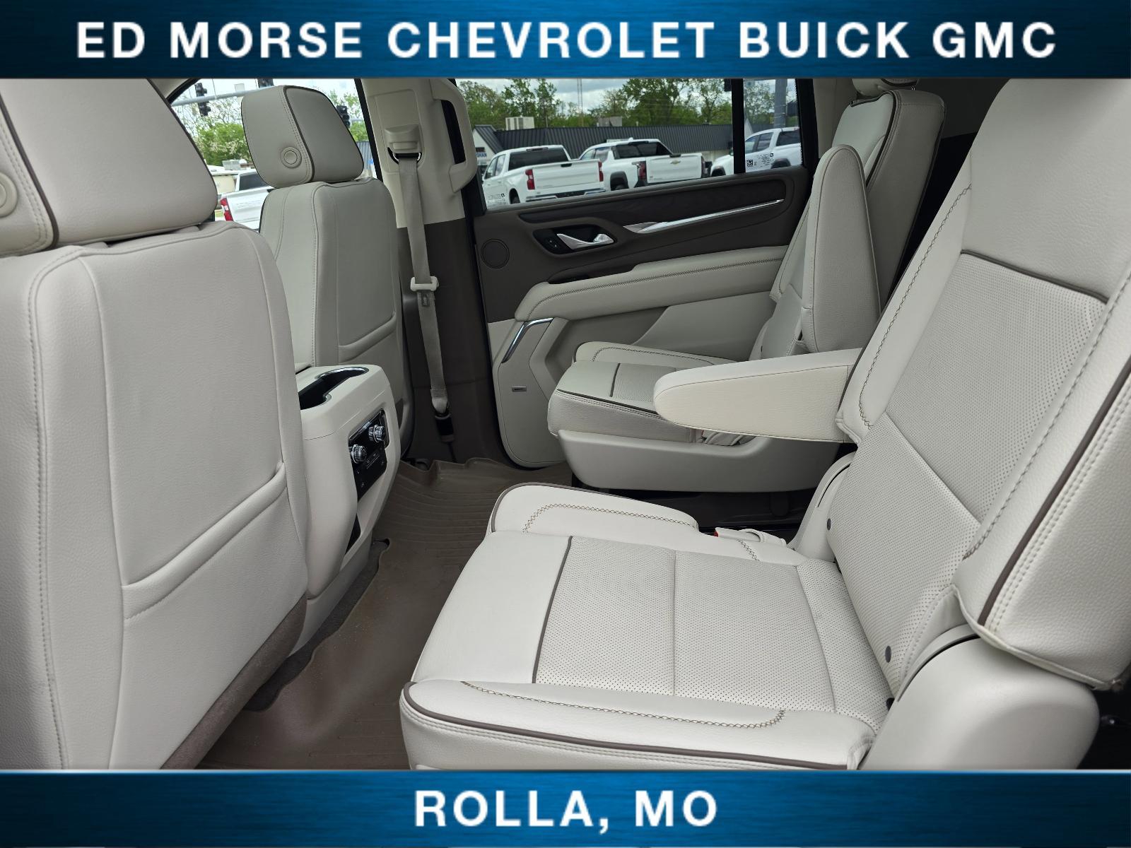 2022 GMC Yukon XL Vehicle Photo in Rolla, MO 65401