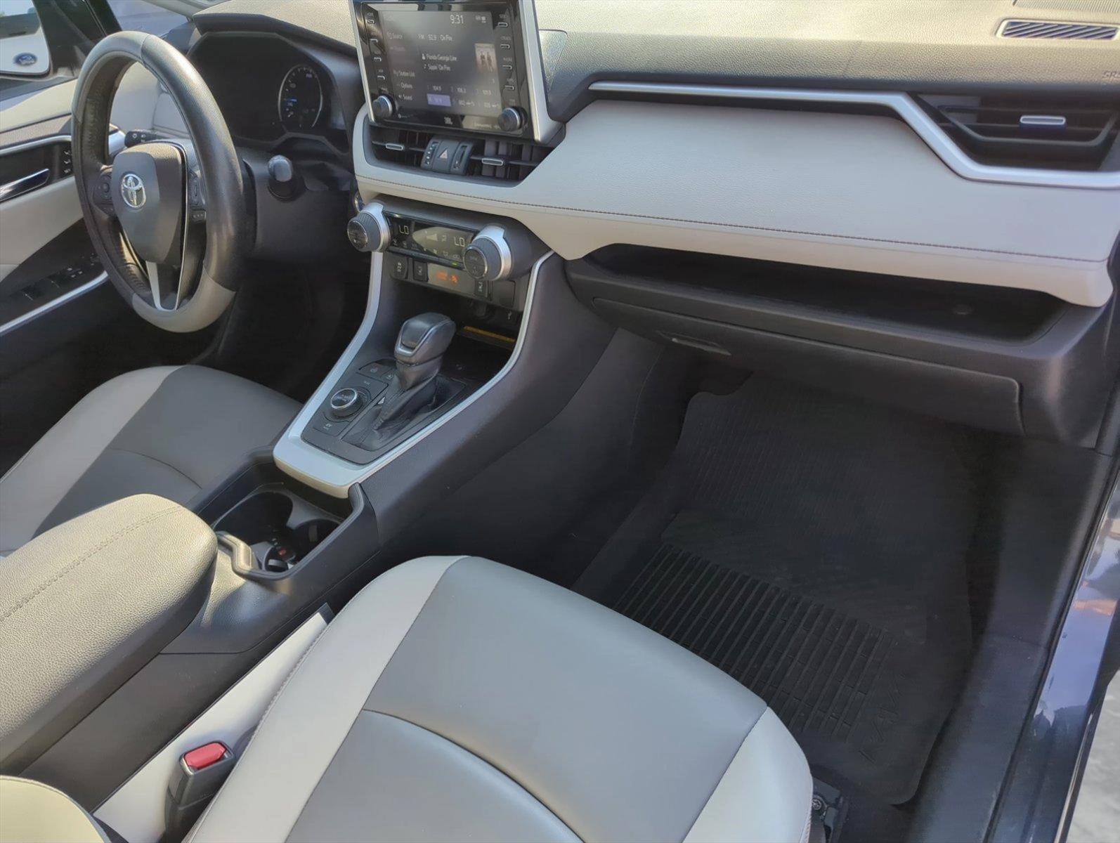 2021 Toyota RAV4 Vehicle Photo in Ft. Myers, FL 33907