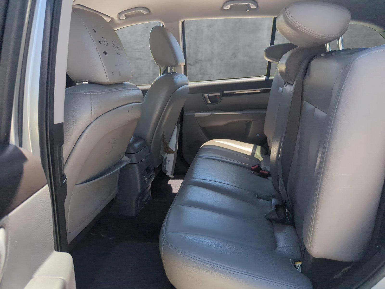 2011 Hyundai SANTA FE Vehicle Photo in Pembroke Pines, FL 33027