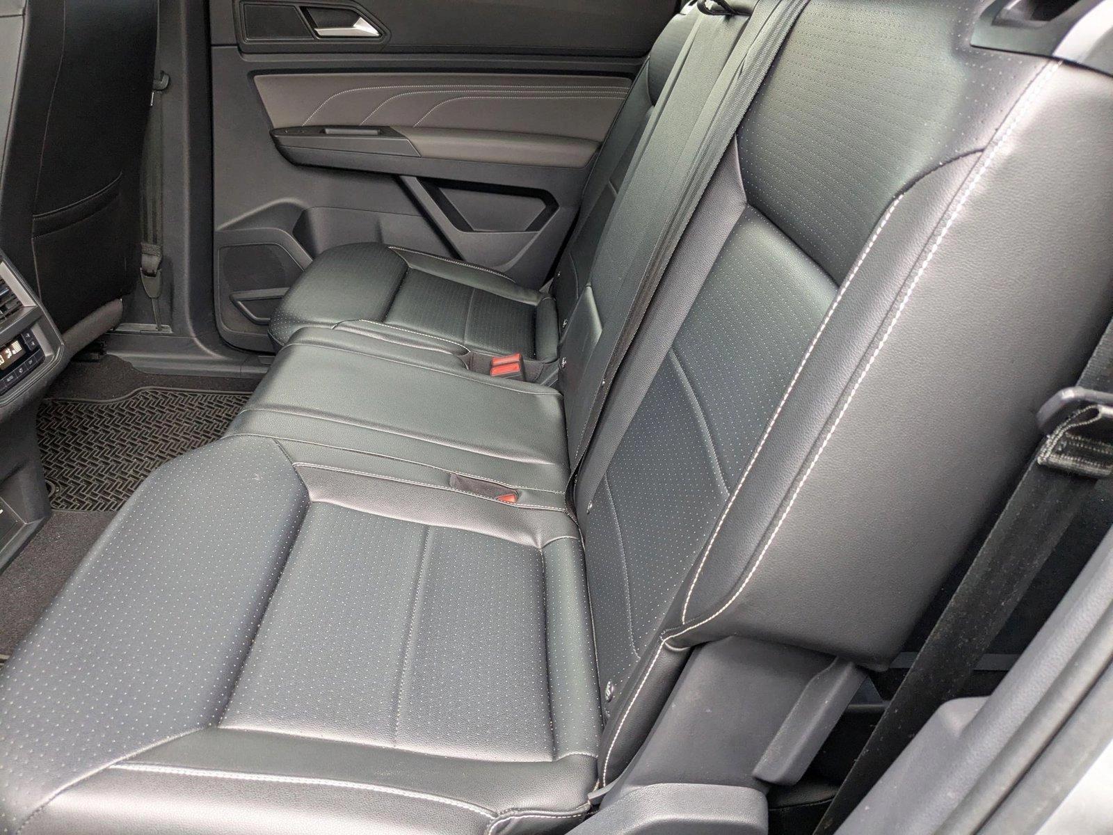 2022 Volkswagen Atlas Vehicle Photo in Miami, FL 33015