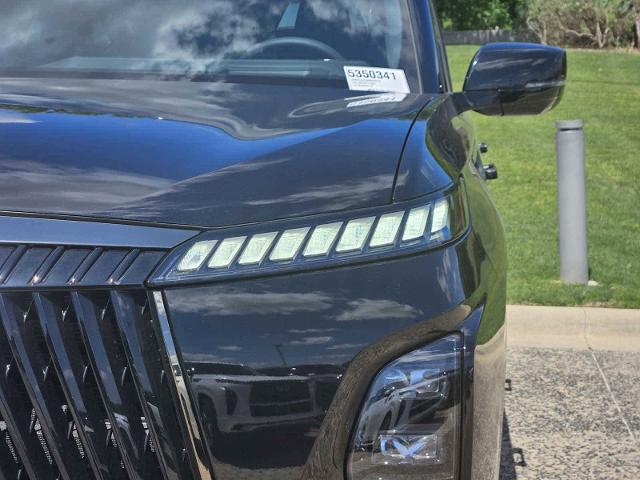 2025 INFINITI QX80 Vehicle Photo in Fort Worth, TX 76132