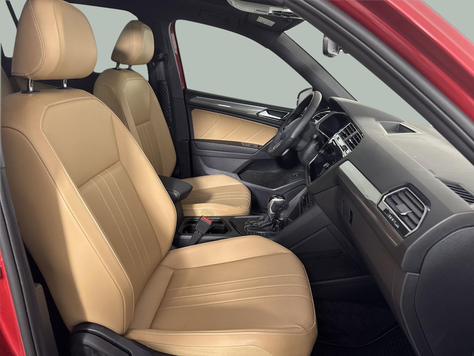 2024 Volkswagen Tiguan Vehicle Photo in Georgetown, TX 78626