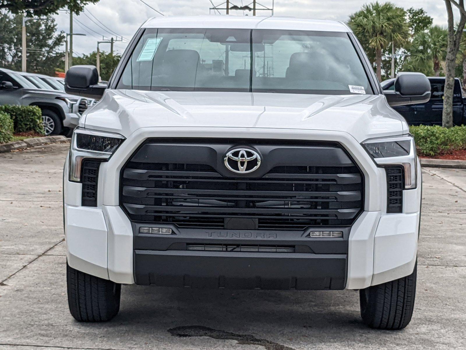 2025 Toyota Tundra 4WD Vehicle Photo in Davie, FL 33331