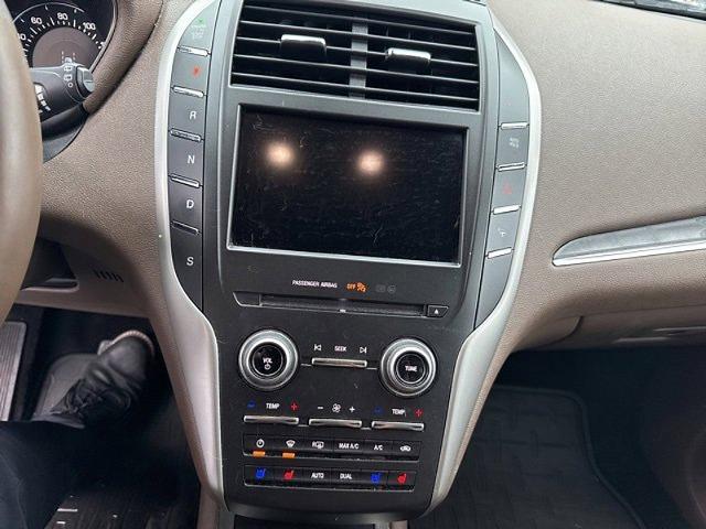 2017 Lincoln MKC Vehicle Photo in TREVOSE, PA 19053-4984