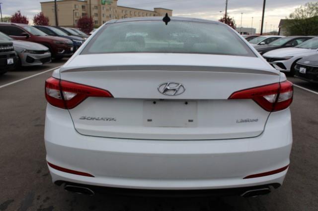 2016 Hyundai SONATA Vehicle Photo in Green Bay, WI 54304