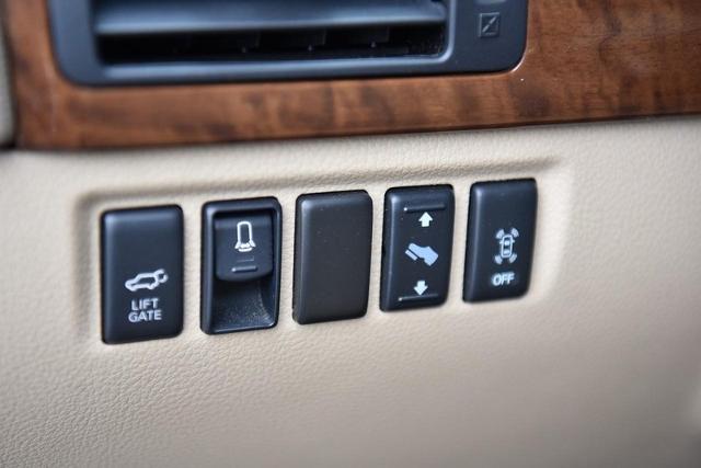 2015 Nissan Armada Vehicle Photo in Ballwin, MO 63011