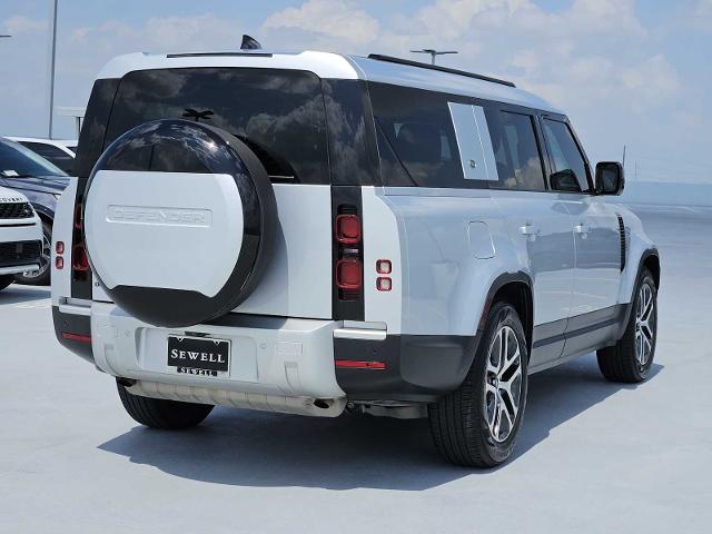 2024 Defender Vehicle Photo in AUSTIN, TX 78717