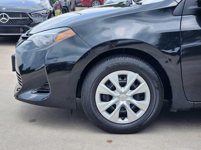 2018 Toyota Corolla Vehicle Photo in HOUSTON, TX 77079