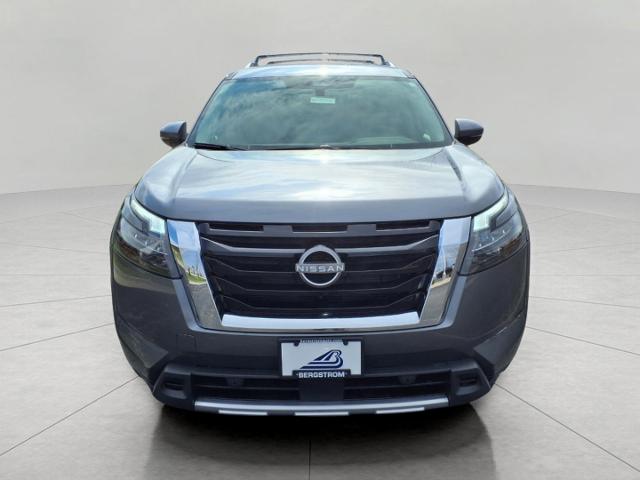 2025 Nissan Pathfinder Vehicle Photo in Appleton, WI 54913