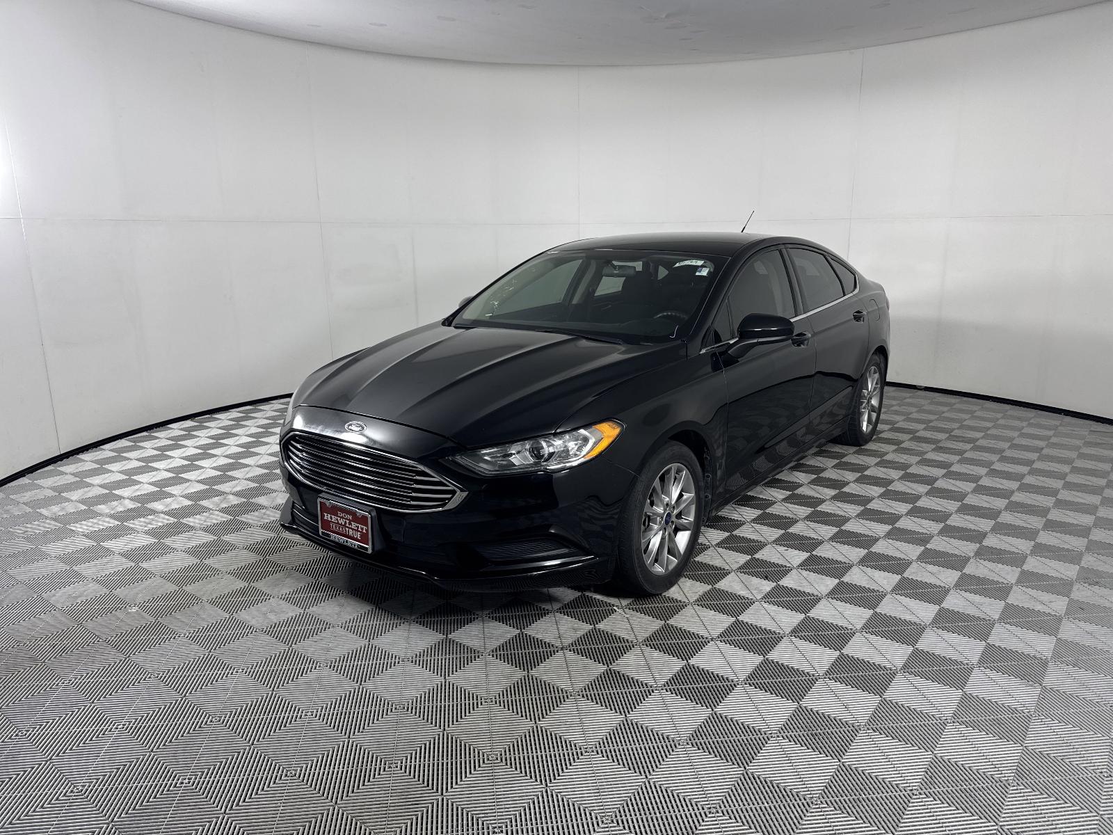 2017 Ford Fusion Vehicle Photo in GEORGETOWN, TX 78626-7508
