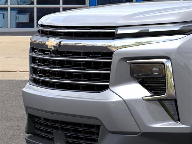 2025 Chevrolet Traverse Vehicle Photo in ENGLEWOOD, CO 80113-6708