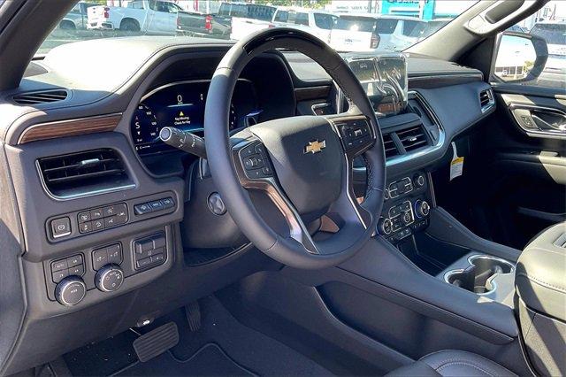 2024 Chevrolet Suburban Vehicle Photo in INDEPENDENCE, MO 64055-1314