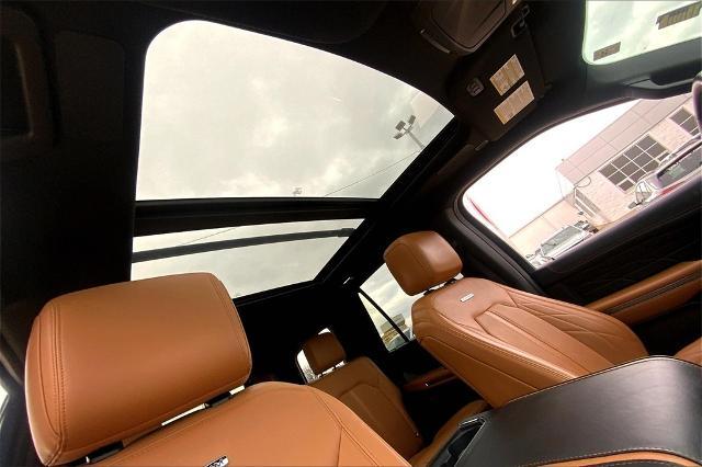 2023 Ford Expedition Vehicle Photo in Kansas City, MO 64114
