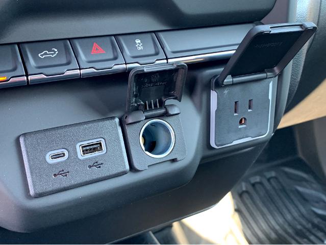 2024 GMC Sierra 2500 HD Vehicle Photo in BEAUFORT, SC 29906-4218