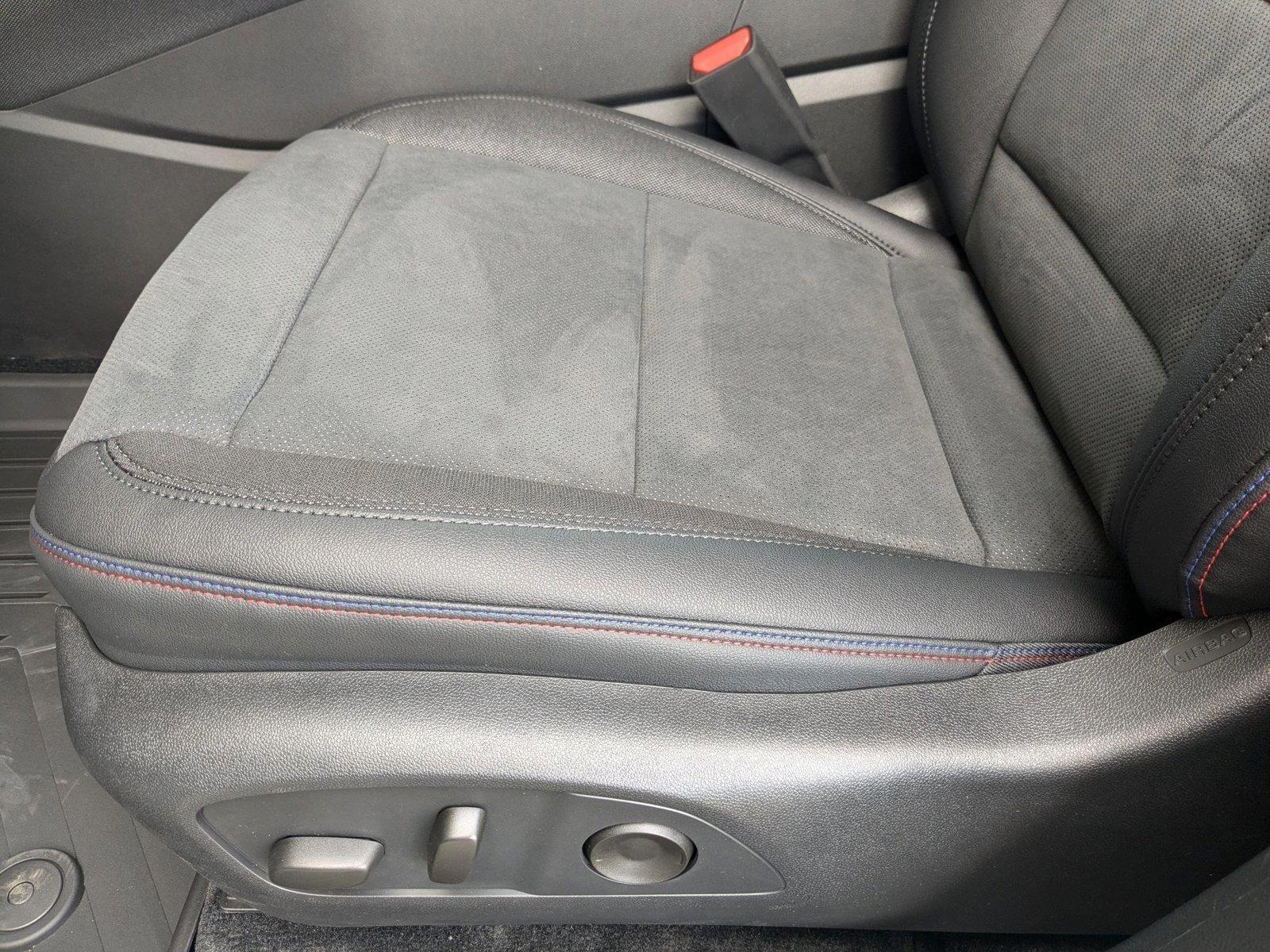 2025 Chevrolet Blazer EV Vehicle Photo in VALENCIA, CA 91355-1705