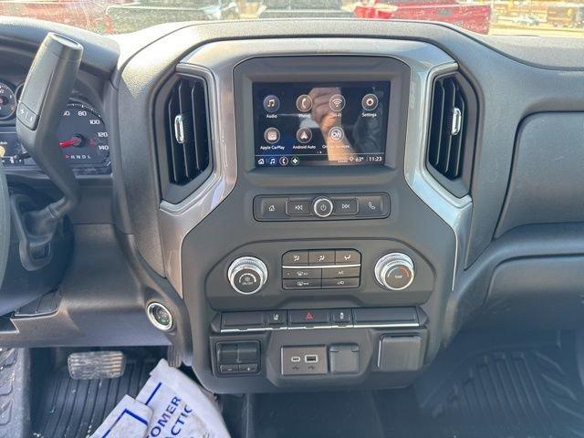 2025 GMC Sierra 3500 HD Chassis Cab Vehicle Photo in MEDINA, OH 44256-9631