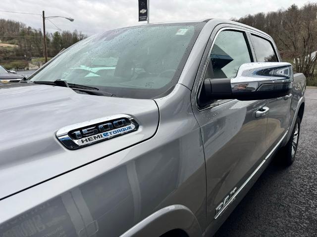 2023 Ram 1500 Vehicle Photo in FAIRMONT, WV 26554-2318