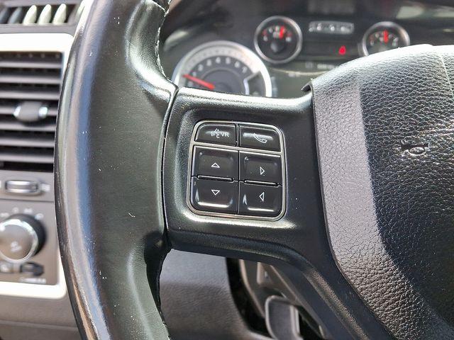 2019 Ram 1500 Classic Vehicle Photo in DANBURY, CT 06810-5034