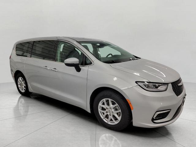 2023 Chrysler Pacifica Vehicle Photo in APPLETON, WI 54914-4656