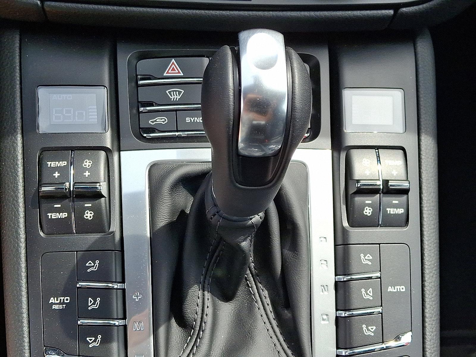 2020 Porsche Macan Vehicle Photo in Lancaster, PA 17601