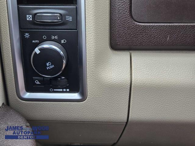2016 Ram 1500 Vehicle Photo in DENTON, TX 76210-9321