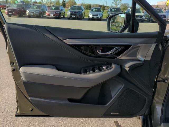 2025 Subaru Outback Vehicle Photo in Green Bay, WI 54304