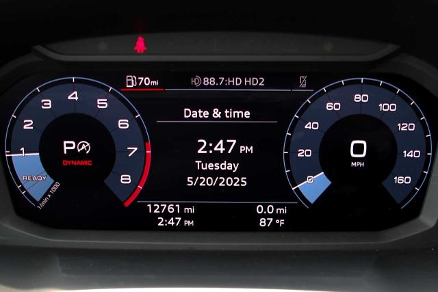2024 Audi Q3 Vehicle Photo in SUGAR LAND, TX 77478