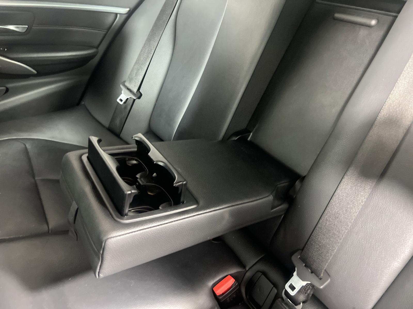 2018 BMW 3 Series Vehicle Photo in GEORGETOWN, TX 78626-7508