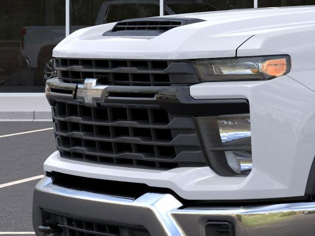 2025 Chevrolet Silverado 3500 HD Chassis Cab Vehicle Photo in EMPORIA, VA 23847-1235