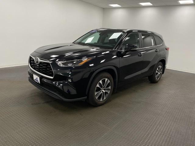 2023 Toyota Highlander Vehicle Photo in Appleton, WI 54913