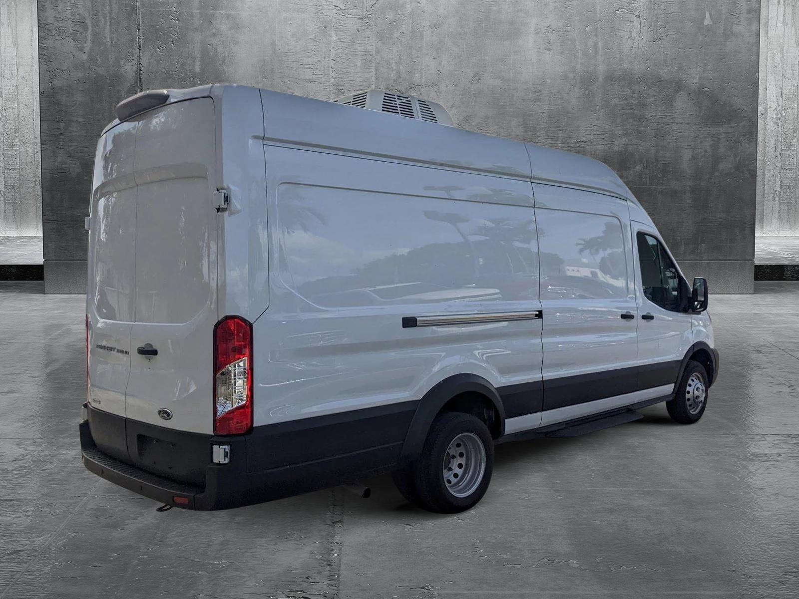 2023 Ford Transit Cargo Van Vehicle Photo in Miami, FL 33015