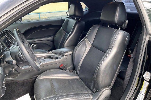 2017 Dodge Challenger Vehicle Photo in INDEPENDENCE, MO 64055-1314