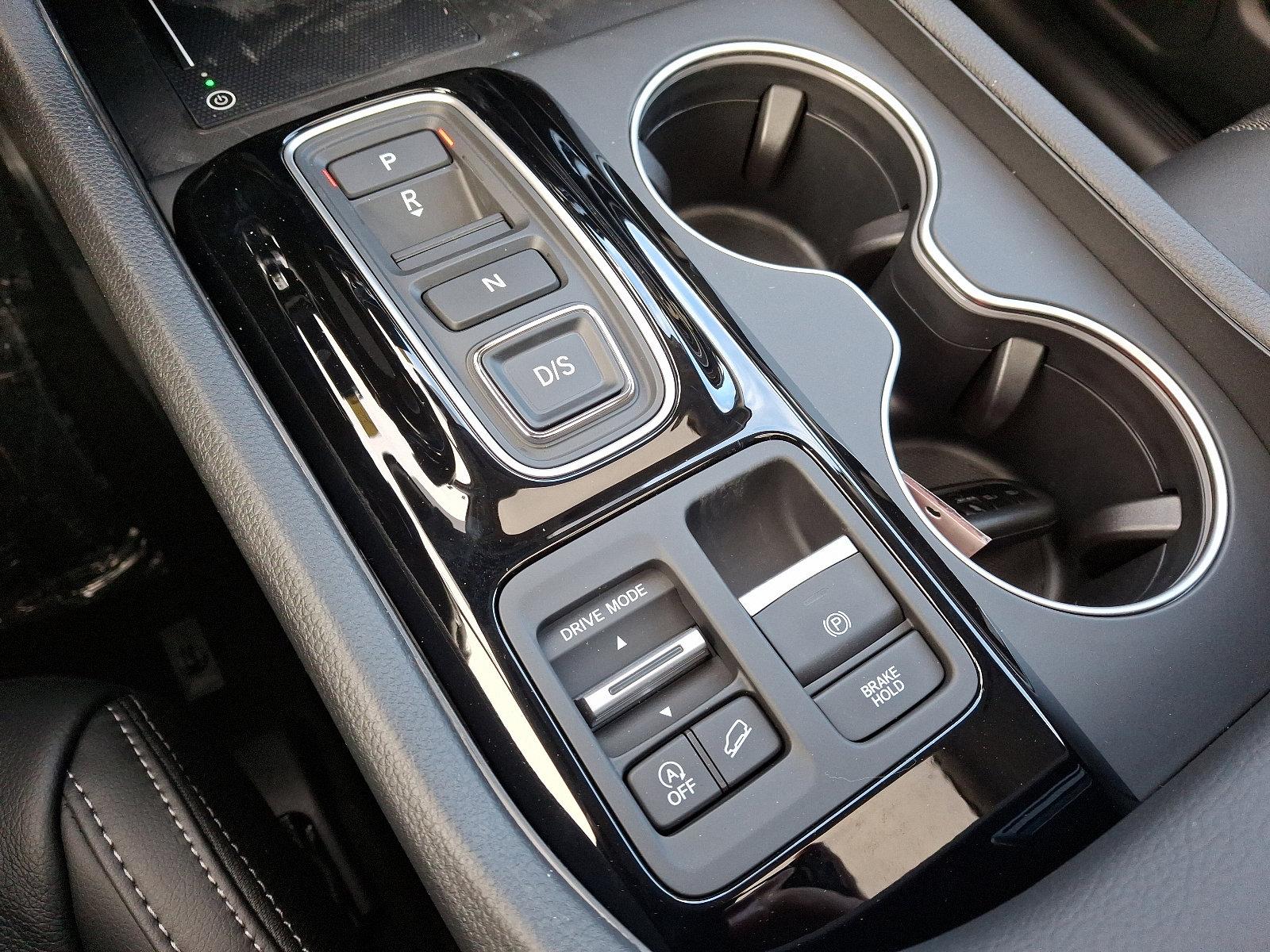2025 Honda Pilot Vehicle Photo in Harrisburg, PA 17111